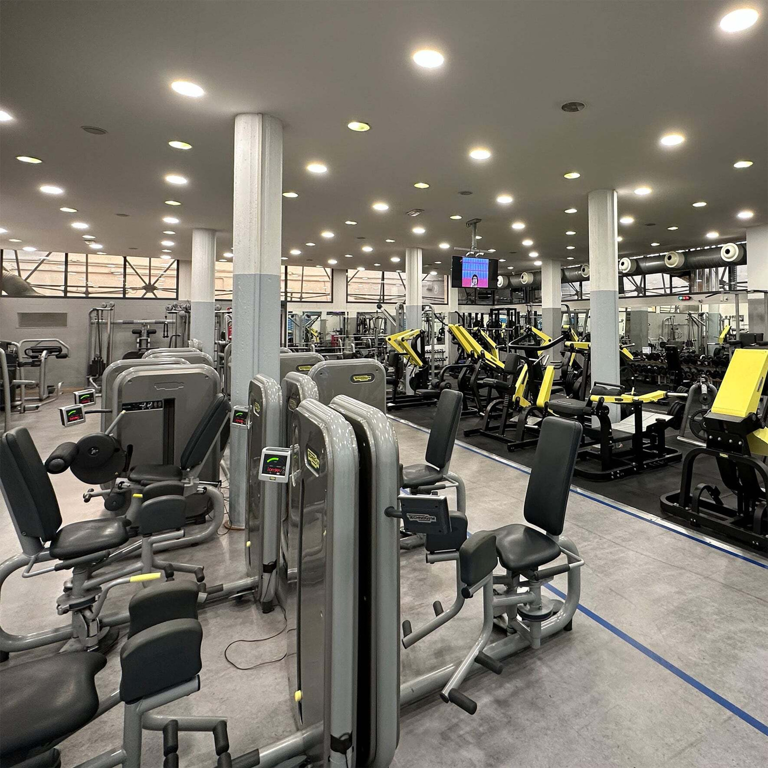 Foto panoramica sala pesi di B)Side Firenze Nord